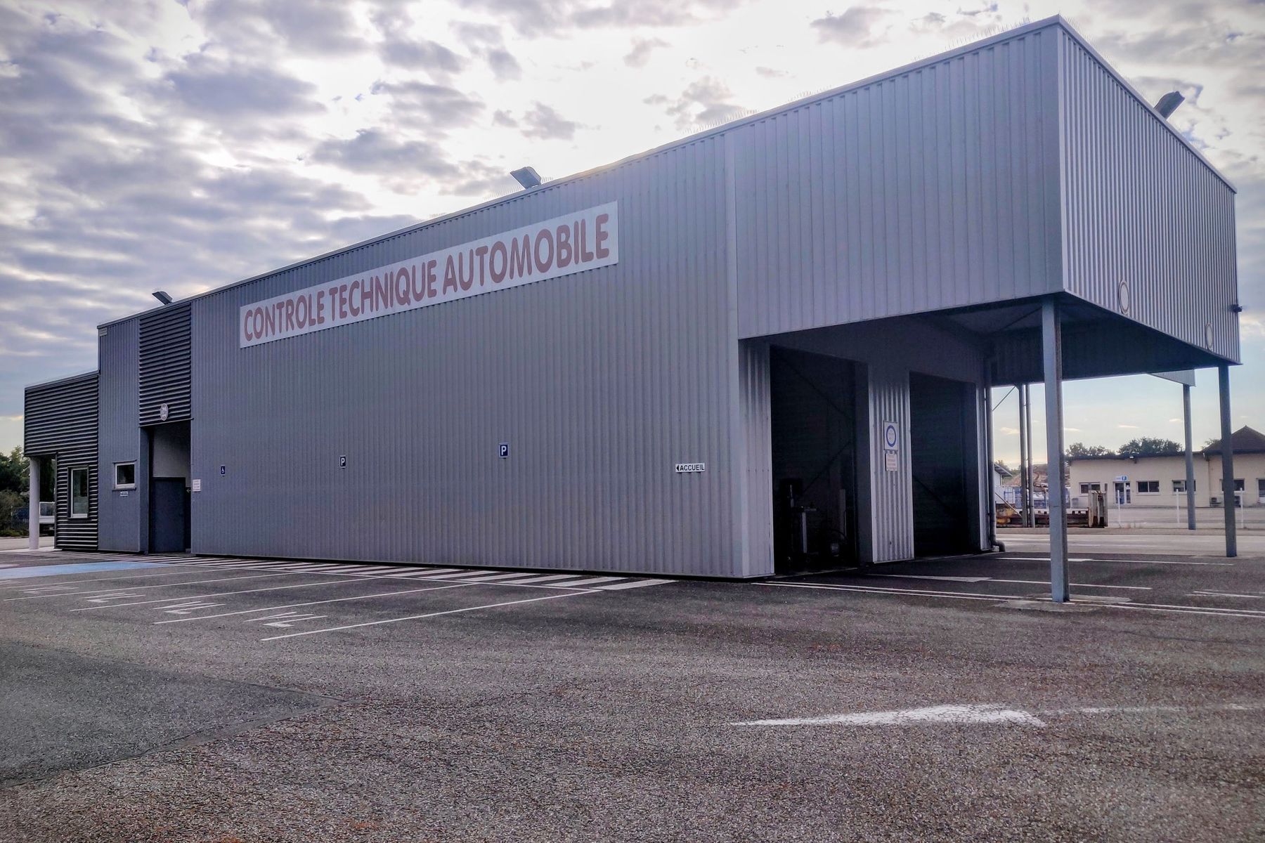 Le centre Agen Auto CT, 2080 rue Jean Jaurès à Boé